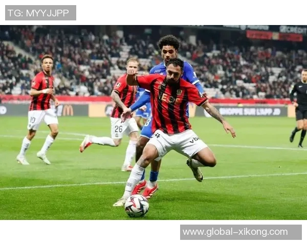 摩纳哥与巴黎对裁判VAR判罚不满卡马拉科雷尔红牌引发激烈争论