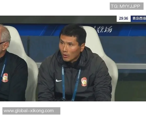 杨希感谢邵佳一称与队友聊天助力中文快速进步 杨希感谢邵佳一称与队友聊天助力中文快速进步