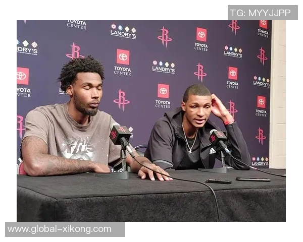 迈尔斯布里奇斯高效表现助力球队奠定胜局25分8板4助攻三分球命中率惊人